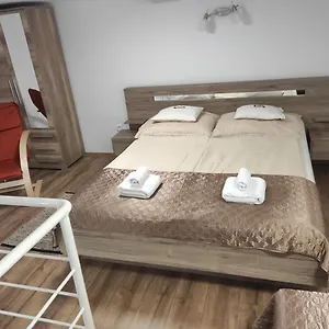 https://kossuth-garden.hotels-hajduszoboszlo-hungary.com