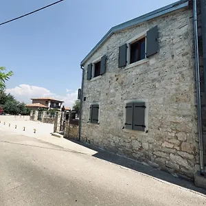 https://apartments-koronsovac.in-istria.net