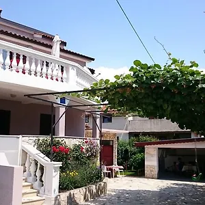 https://apartments-jaklin-rovinj.in-istria.net