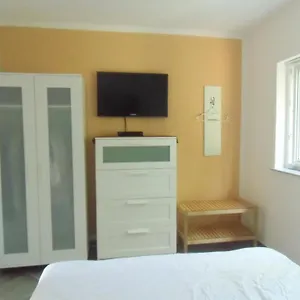 Kolman Apartment Cres